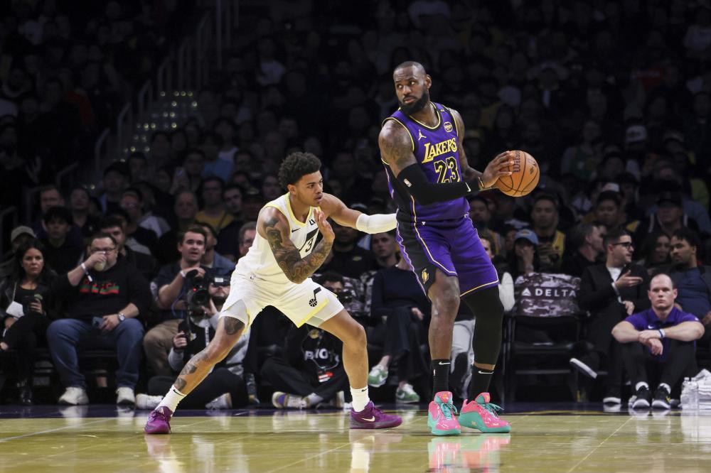 尤其是在两 尤其是在两