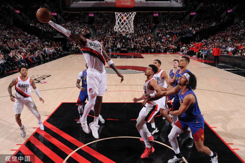 的突出表现 的突出表现